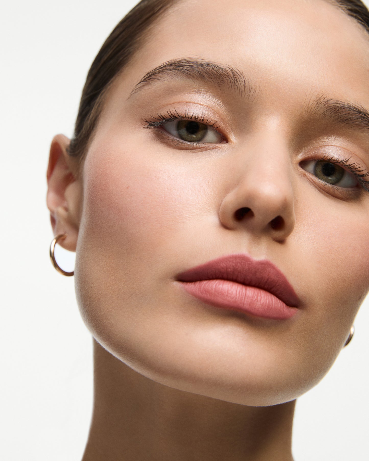 Soft creamy lipstick - 505 Vivid rose
