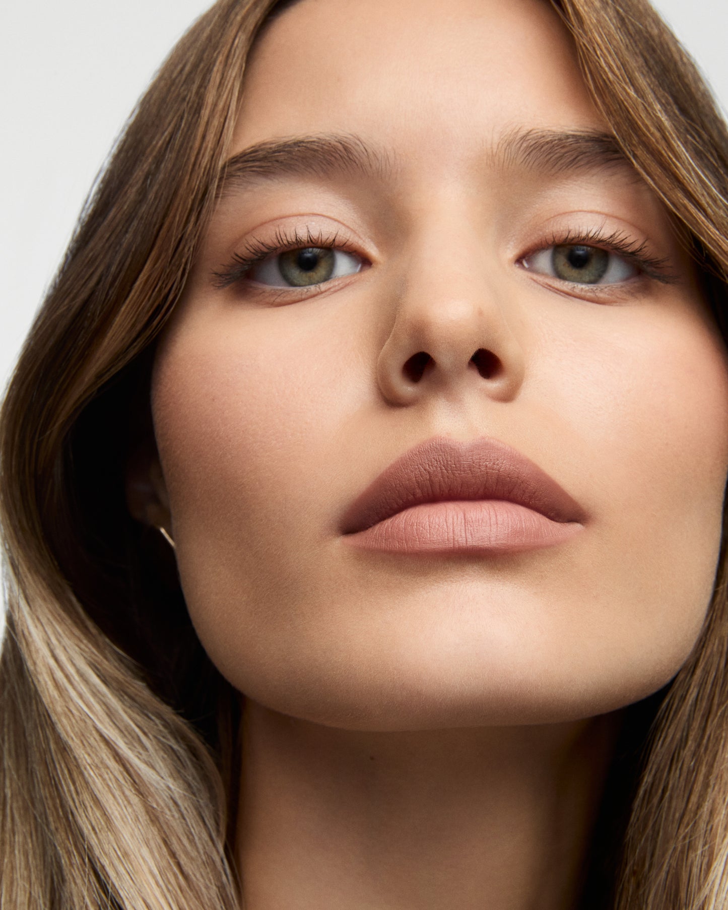 Soft creamy lipstick - 501 Classic nude
